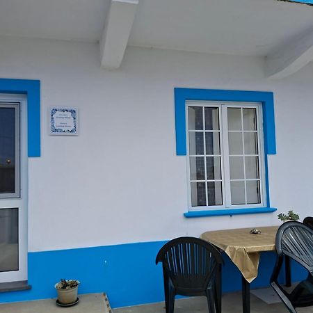 Вілла Grannys House Ангра-ду-Ероїшму Екстер'єр фото