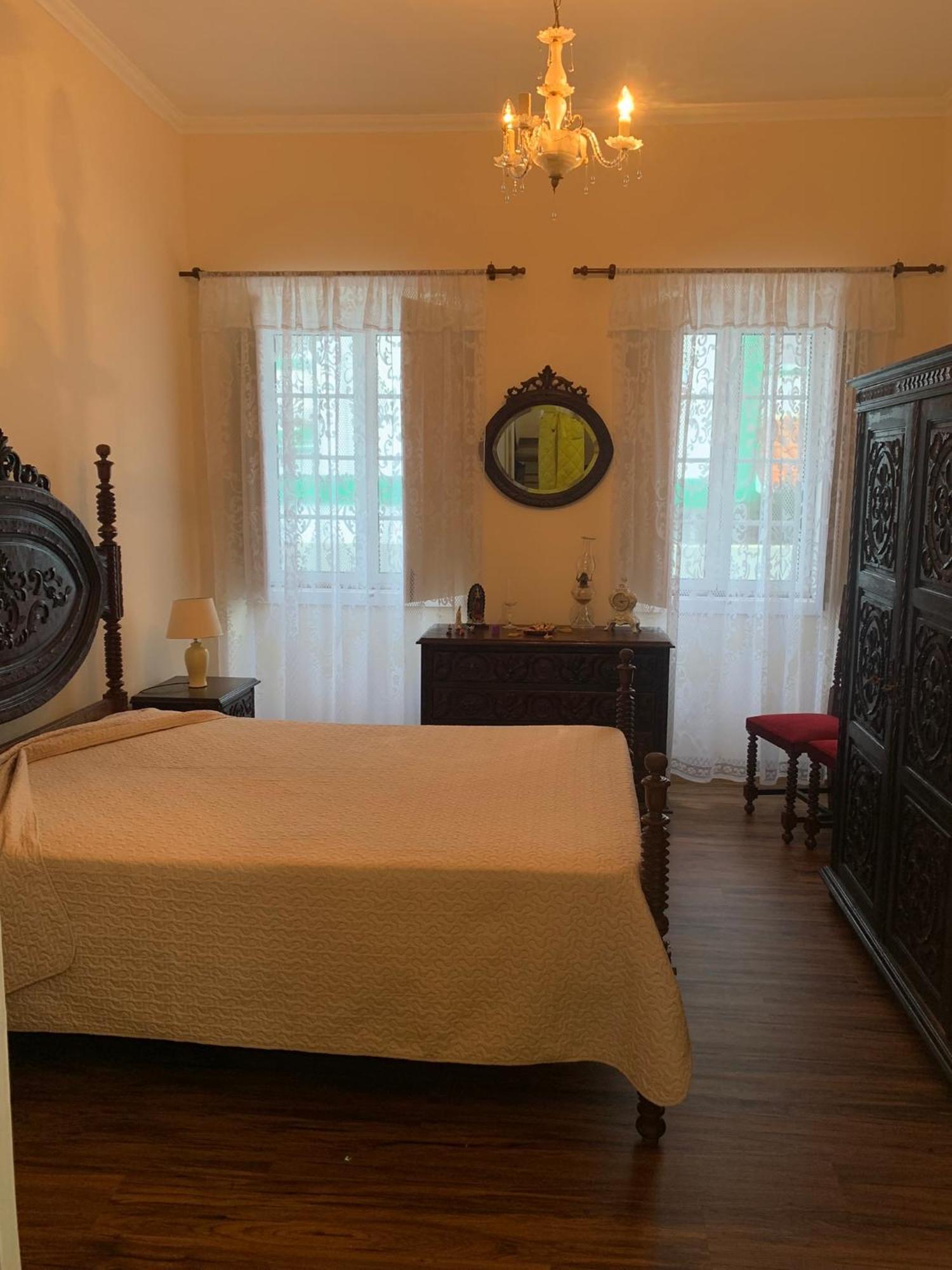 Вілла Grannys House Ангра-ду-Ероїшму Екстер'єр фото